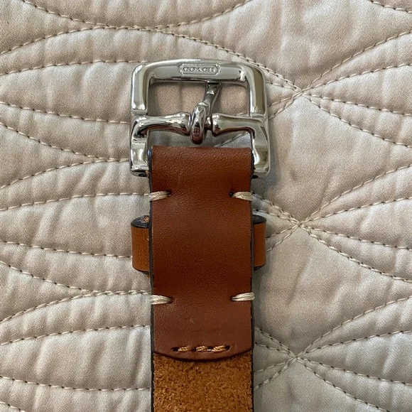 Coach Belt Handcrafted in Italy of Vegetable Tanned Leather and solid brass - Picture 5 of 10